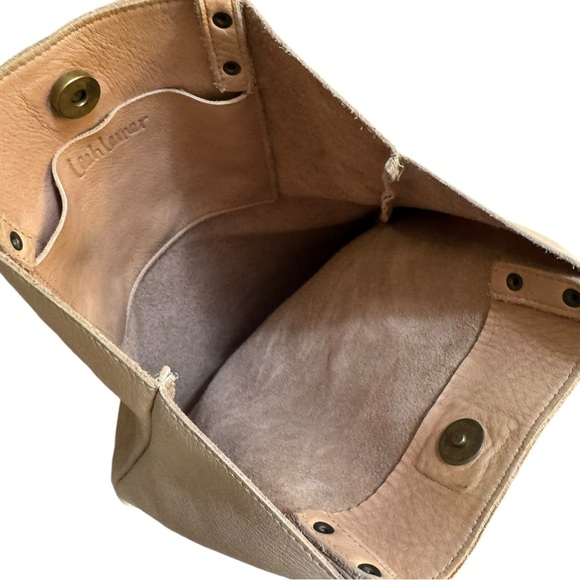 Leah Lerner Everywear Tote Bag - Picture 5 of 7